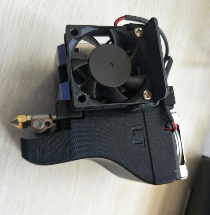 LT UP300D/UP600/UP600D suutin