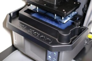 Elegoo Saturn 4 Ultra hartsi tippakaukalo