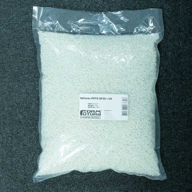 Formfutura ReForm rPETG GF20 + UV granulaatti