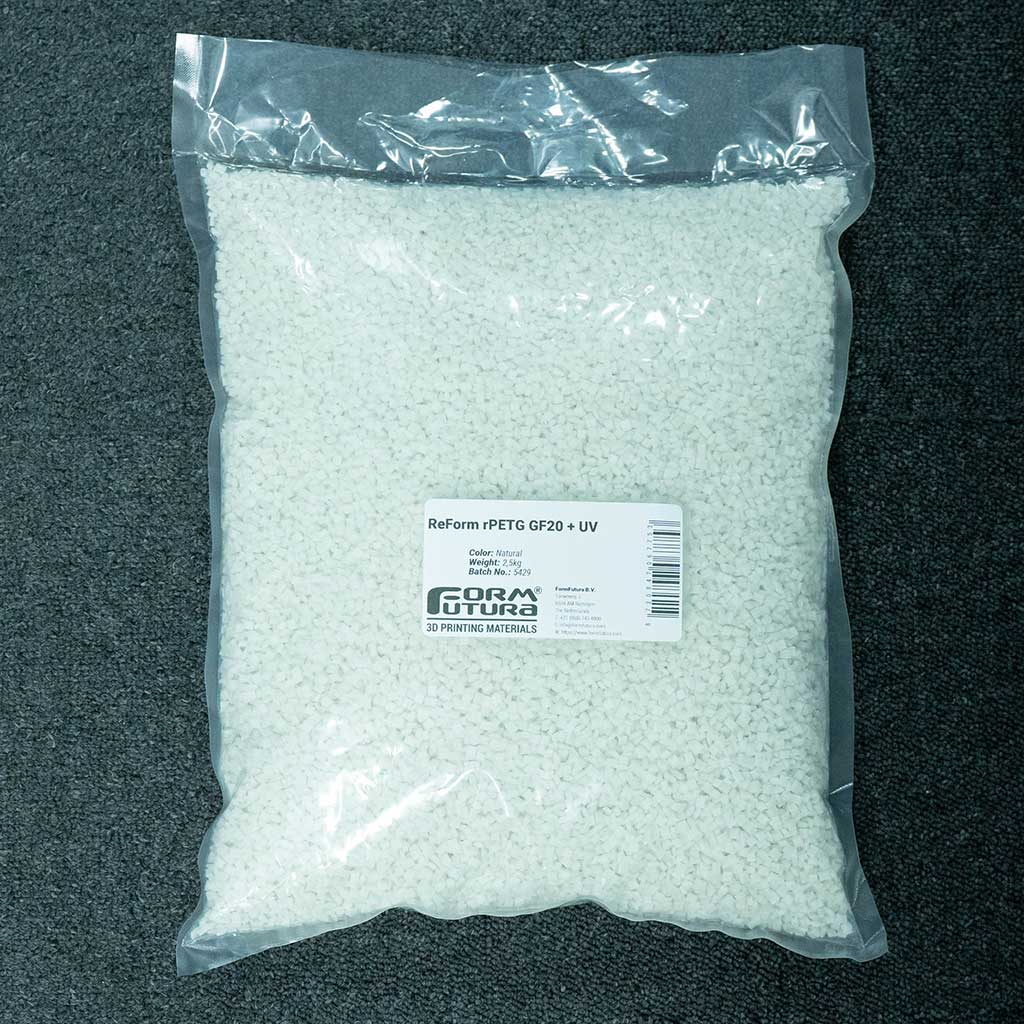 Formfutura ReForm rPETG GF20 + UV granulaatti