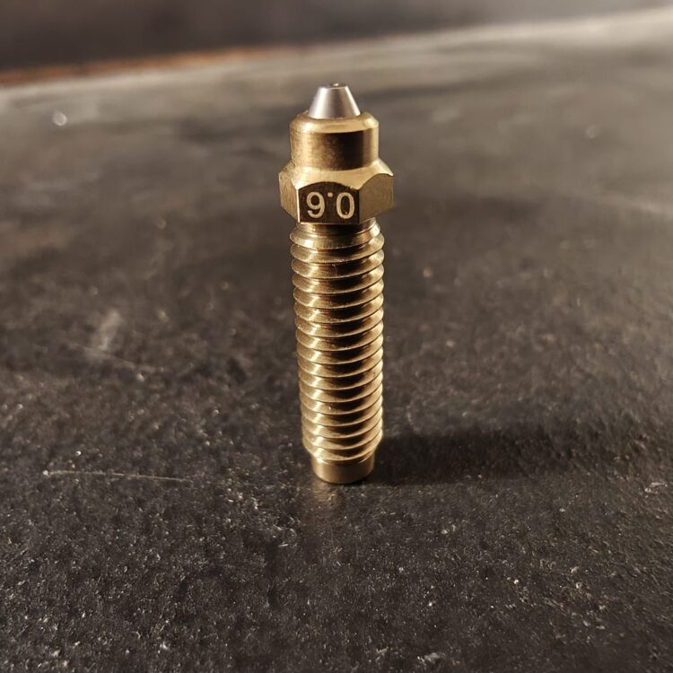 Elegoo Carbon teräs suutin 06