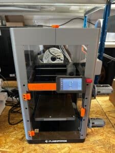 Flashforge AD5X 3D-tulostin esittelylaite Flashforge AD5X 3D-tulostin esittelylaite